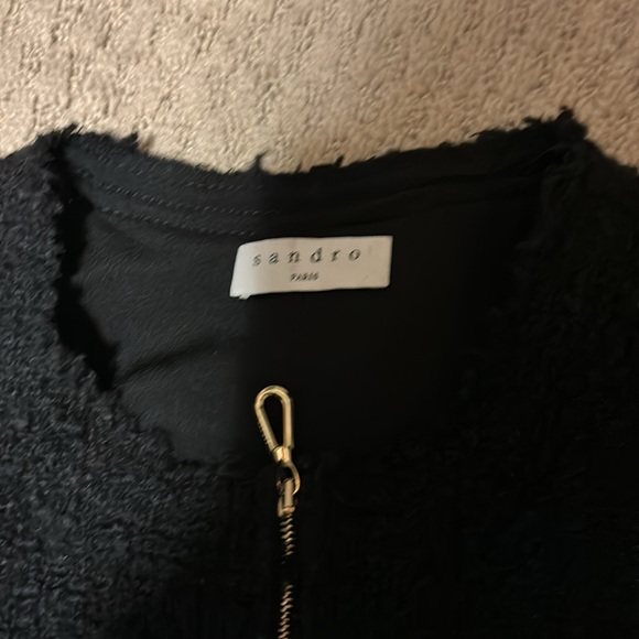 Sandro - Picture 2 of 4